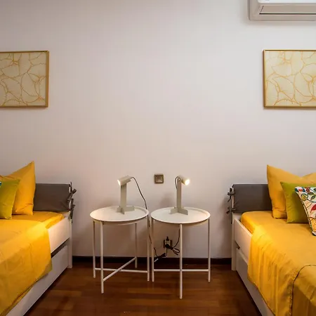 Elegant In Rhodes Town Apartman